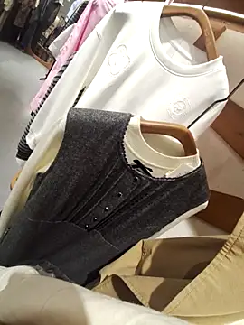 meomeocute online show from March 12, 2026, 7:47 am