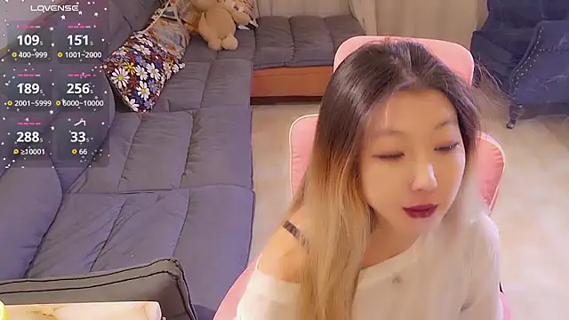 Deserve E online show from October 19, 2025, 12:39 pm