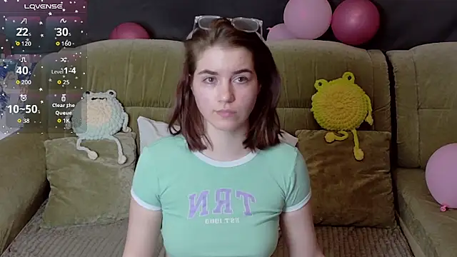 ElzaBlis online show from February 26, 2026, 3:11 pm