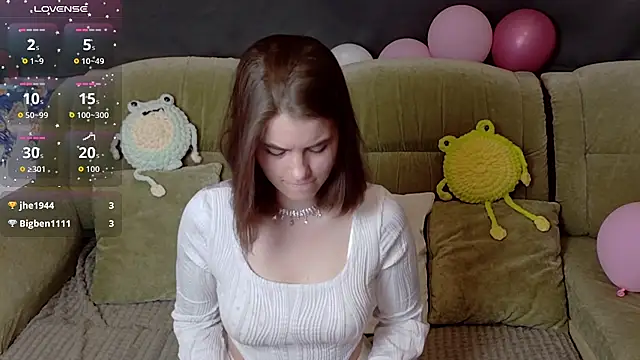 ElzaBlis online show from February 28, 2026, 3:13 pm