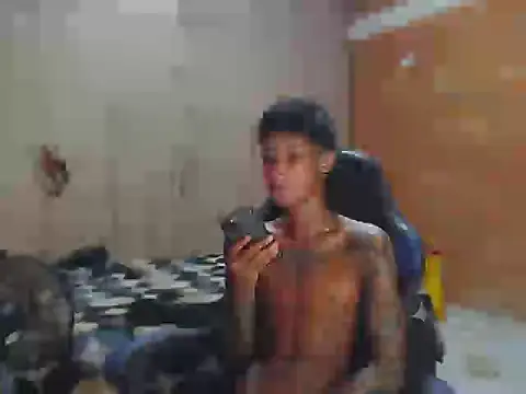 Snapshot of James_rufin chatting on September 28, 2025, 11:10 pm James rufin online show from September 28, 2025, 11:10 pm