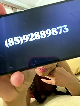 jhennyfer online show from January 13, 2026, 4:29 am