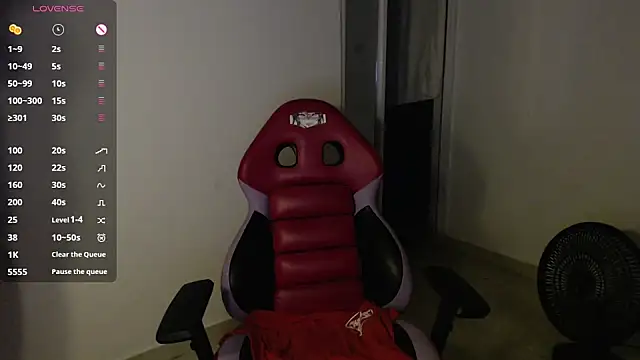 nice oussy online show from September 24, 2025, 11:57 am