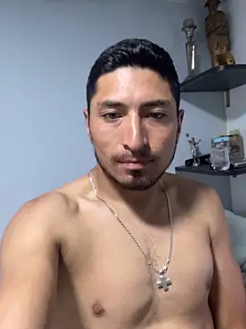 reydav11 online show from August 3, 2026, 2:22 pm