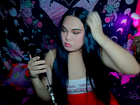 Snapshot of YourThicc_bella chatting on May 17, 2026, 11:17 am YourThicc bella online show from May 17, 2026, 11:17 am