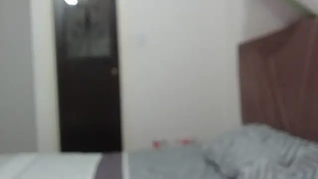 nathaly jones  online show from April 6, 2026, 12:28 pm