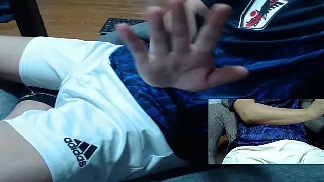 Yasu2000 online show from April 5, 2026, 12:41 am