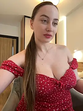 Snapshot of Maribelle_Vinnie chatting on April 1, 2026, 11:33 am Maribelle Vinnie online show from April 1, 2026, 11:33 am