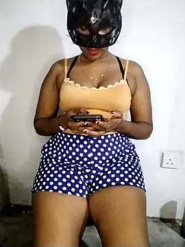 lolly babie online show from October 5, 2025, 5:33 pm