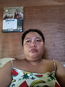 Perfect smile01 online show from April 13, 2026, 11:43 pm