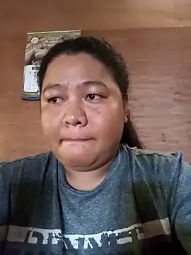 Perfect smile01 online show from April 19, 2026, 1:16 am