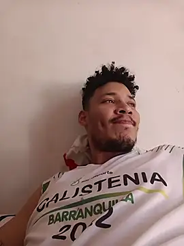 RuiMaddoox online show from February 13, 2026, 7:43 pm