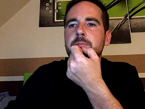 Snapshot of neoslave951 chatting on October 4, 2025, 8:29 pm neoslave951 online show from October 4, 2025, 8:29 pm