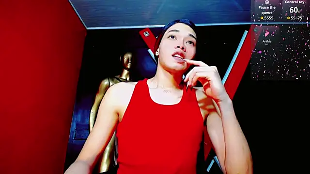 Madison Mujica online show from November 27, 2025, 11:12 am