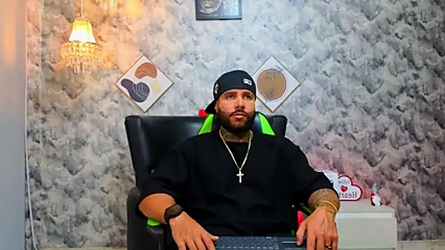 Apolo rousse1 online show from February 20, 2026, 9:37 pm