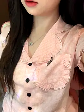 Snapshot of Nana_kute20 chatting on October 22, 2025, 7:30 am Nana kute20 online show from October 22, 2025, 7:30 am