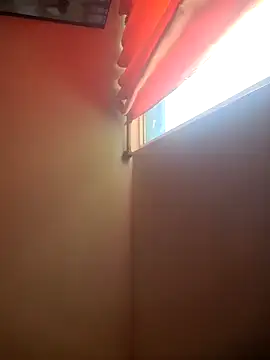 Snapshot of Rolito69 chatting on September 11, 2025, 7:47 pm Rolito69 online show from September 11, 2025, 7:47 pm