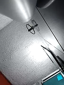 Snapshot of Rolito69 chatting on October 18, 2025, 6:19 pm Rolito69 online show from October 18, 2025, 6:19 pm