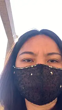 zhizhinaigai online show from December 17, 2025, 3:01 am