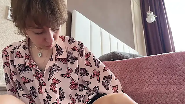 daniellia  online show from October 27, 2025, 8:18 am