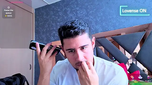 ryan evanss online show from November 22, 2025, 3:11 pm