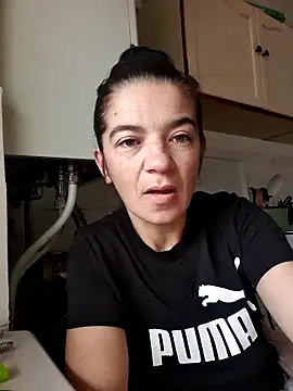 alinaalinutzq online show from December 21, 2025, 6:53 am