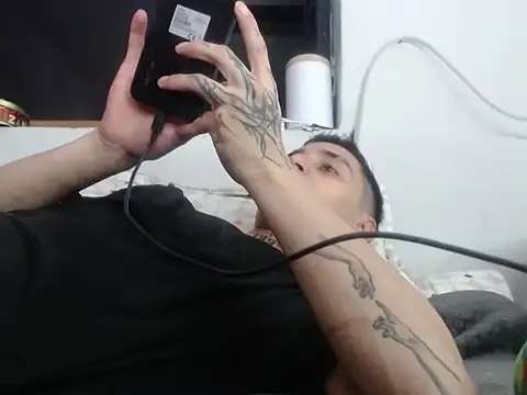 xalejo max online show from November 14, 2025, 5:11 pm