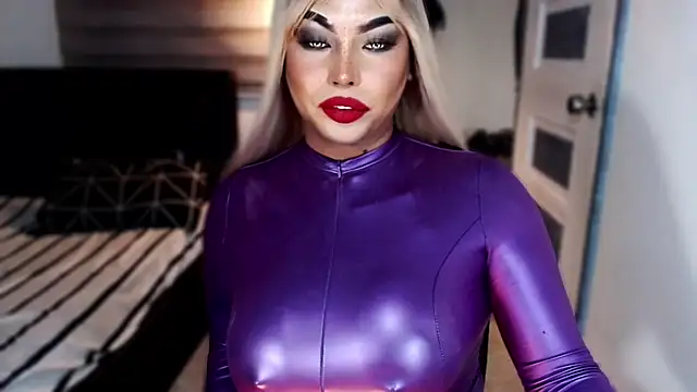 xTrixieMae online show from January 11, 2026, 6:13 pm