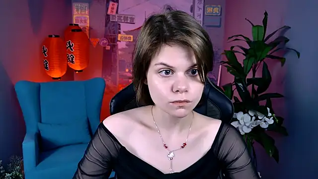 EllieMurler online show from November 7, 2025, 1:00 pm