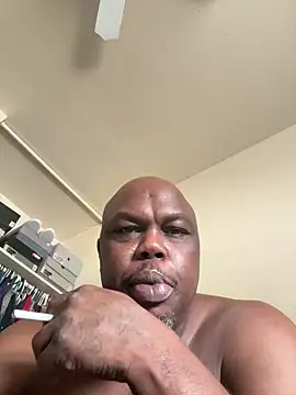 devon3421 online show from February 13, 2026, 7:32 pm