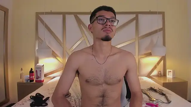 Snapshot of Jaxon_Carter chatting on April 4, 2026, 1:48 am Jaxon Carter online show from April 4, 2026, 1:48 am