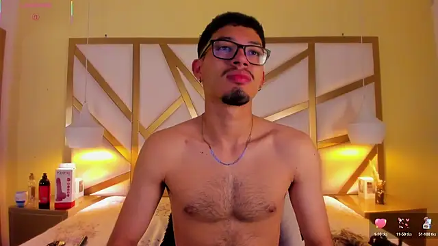 Snapshot of Jaxon_Carter chatting on April 15, 2026, 2:18 am Jaxon Carter online show from April 15, 2026, 2:18 am