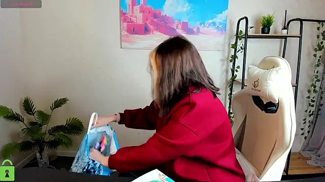 Snapshot of R0cket_bunny chatting on December 5, 2025, 1:03 am R0cket bunny online show from December 5, 2025, 1:03 am