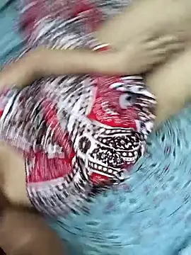 sweet jenni online show from April 28, 2026, 6:18 am