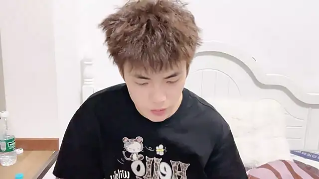 Snapshot of linger2563 chatting on September 18, 2025, 1:57 pm linger2563 online show from September 18, 2025, 1:57 pm