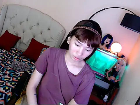 ShantalFoxxy  online show from October 30, 2025, 12:39 pm