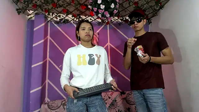 lau and boys18 online show from September 25, 2025, 1:59 pm