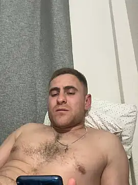 Snapshot of GOOPYlove chatting on March 4, 2026, 7:20 pm GOOPYlove online show from March 4, 2026, 7:20 pm