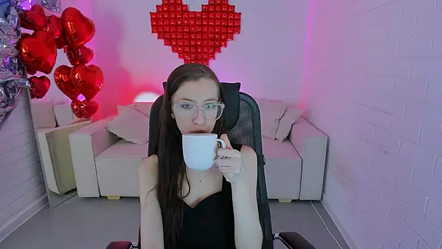 Snapshot of CareyJonas chatting on February 19, 2026, 1:51 pm CareyJonas online show from February 19, 2026, 1:51 pm