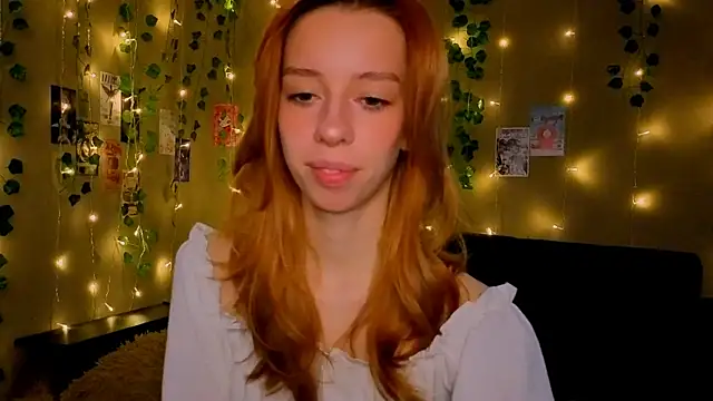 Lori Williams online show from March 12, 2026, 1:56 am