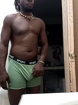 Blackpanther0115 online show from September 22, 2025, 10:39 am