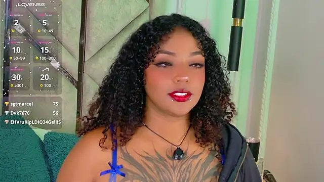 Snapshot of Cristal-Jonnes chatting on July 11, 2026, 4:37 am Cristal-Jonnes online show from July 11, 2026, 4:37 am