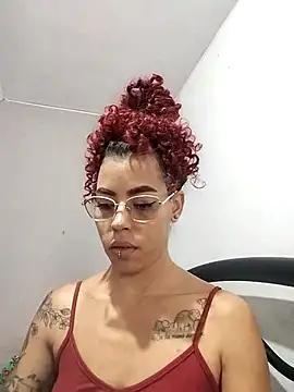 Pamelamiler   online show from September 30, 2025, 4:34 pm