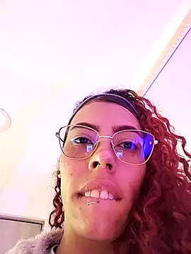 Pamelamiler   online show from October 29, 2025, 11:56 am