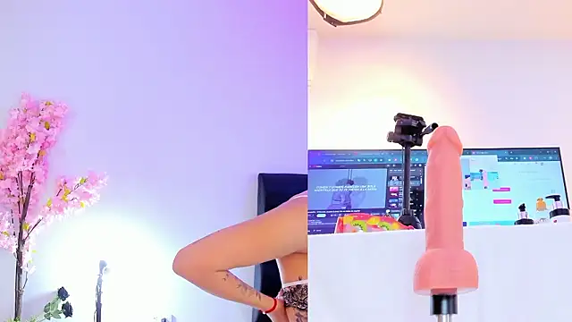 maily zanss online show from January 17, 2026, 7:50 pm