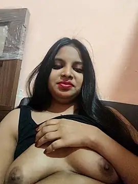 Snapshot of Maahhii_2 chatting on March 6, 2026, 6:48 pm Maahhii 2 online show from March 6, 2026, 6:48 pm