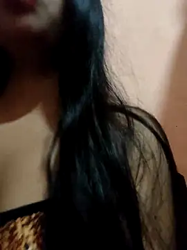 Snapshot of Maahhii_2 chatting on March 10, 2026, 7:30 pm Maahhii 2 online show from March 10, 2026, 7:30 pm
