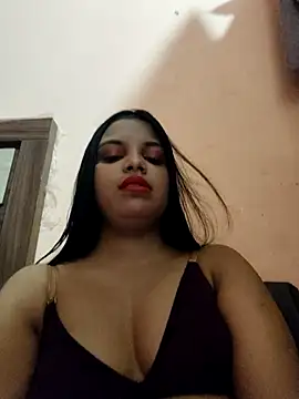 Snapshot of Maahhii_2 chatting on March 30, 2026, 8:43 pm Maahhii 2 online show from March 30, 2026, 8:43 pm