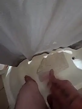 Snapshot of Mizzie55 chatting on September 9, 2025, 1:38 am Mizzie55 online show from September 9, 2025, 1:38 am