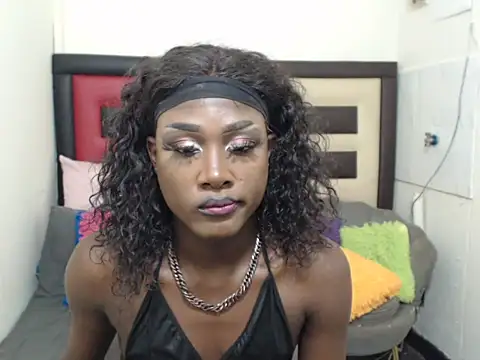 Lsnickykhanyile online show from January 7, 2026, 1:46 pm